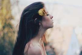 李晨分手挽回前女友文案：真诚与行动才是关键